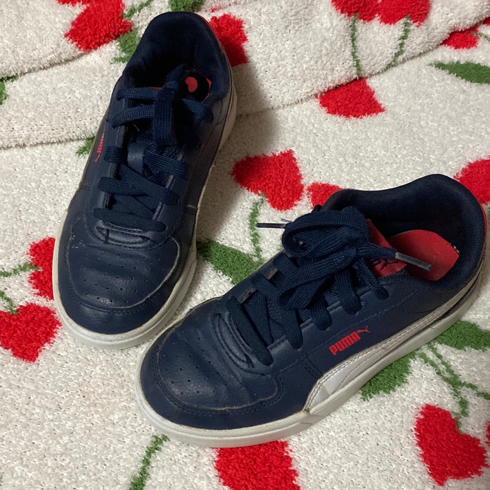 Boys Puma shoes